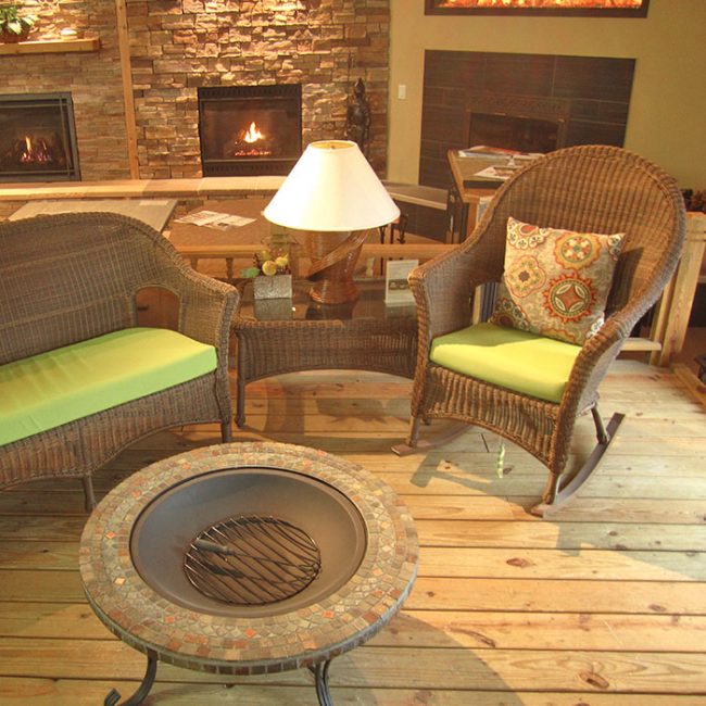 comfy green rocking chair and sofa in oelwein ia