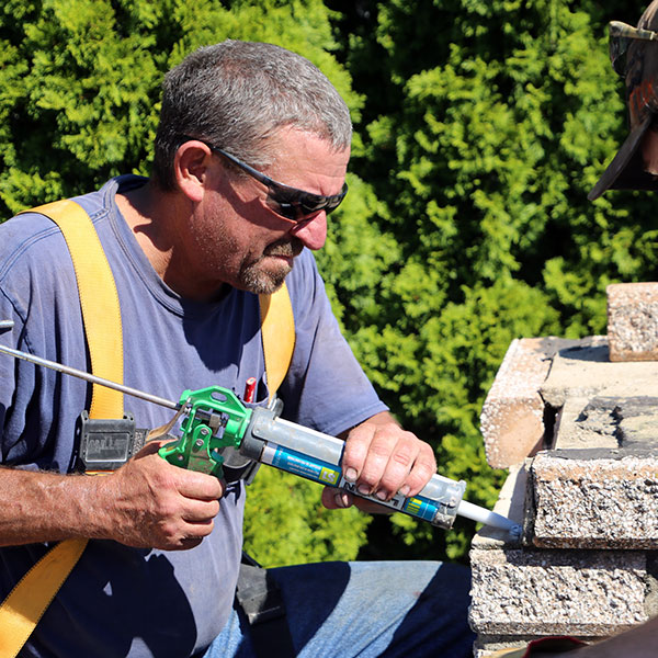 your chimney is cracked, chimney inspection locates cracks, dubuque, IA