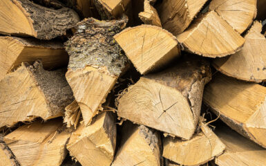 Seasoned firewood in Dyersville IA