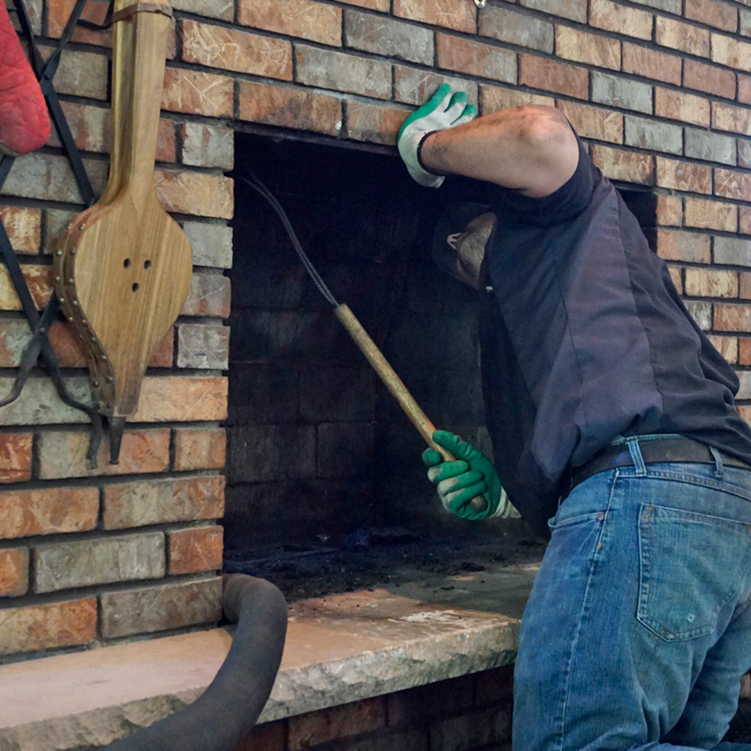 Chimney sweeps in Asbury, IA.
