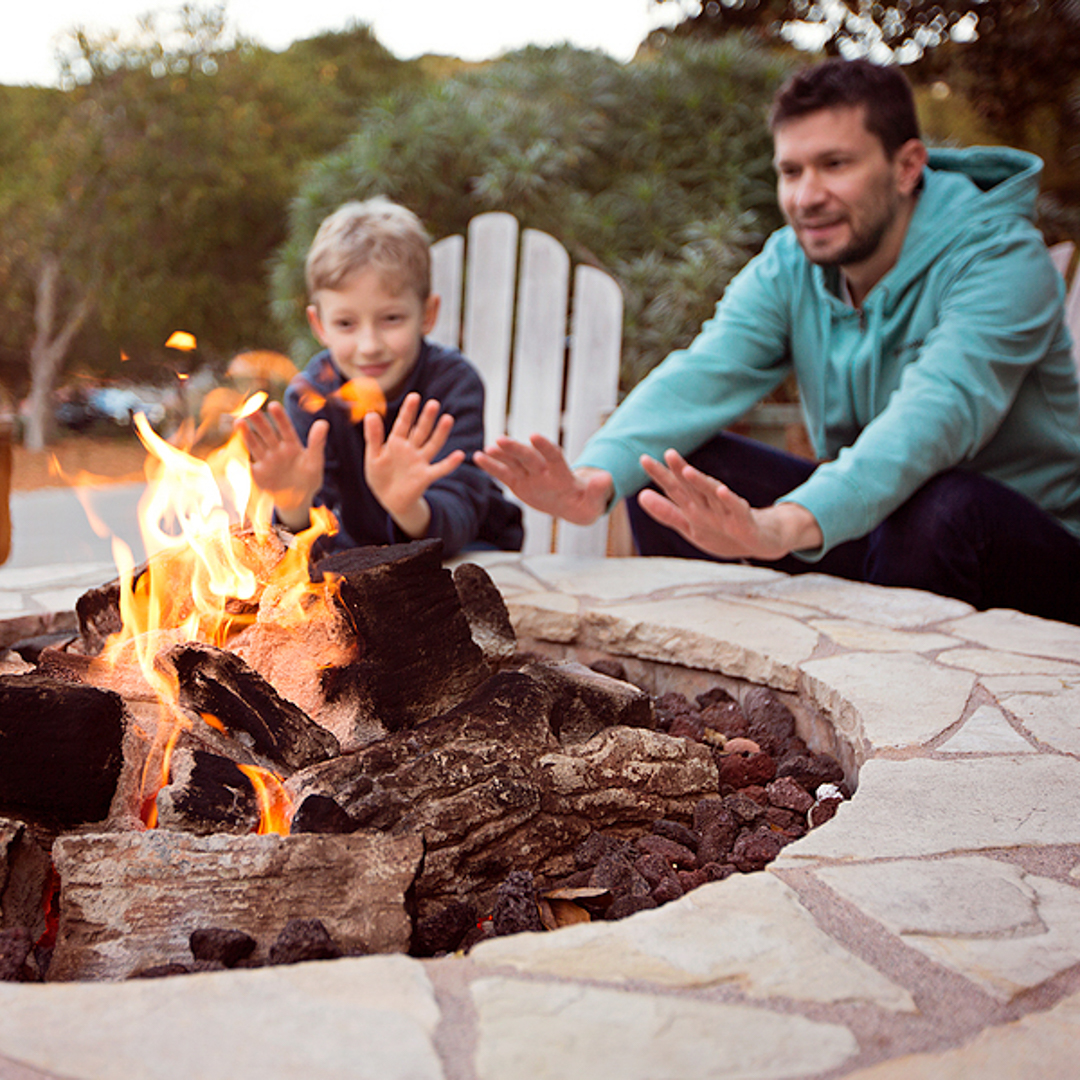 outdoor kitchens, patio furniture, and firepits in Independence, IA